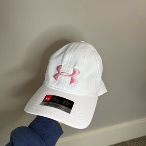 Under Armour White and Pink Cap Hat with Turtle